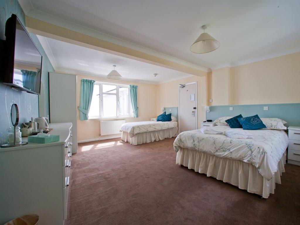The Aqua Bed & Breakfast Шанклин Стая снимка